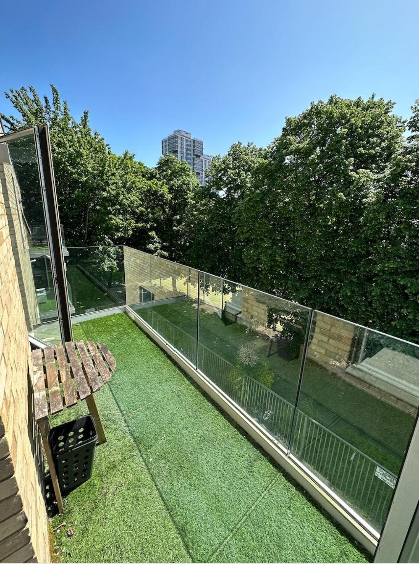 Apartment Stunning Clapham Two Bed Flat London